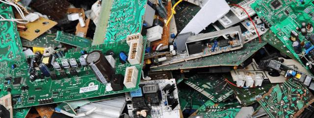 Rifiuti plastici compressi